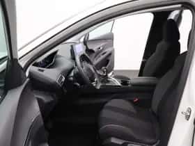 Peugeot 3008 (2021) thumbnail 11