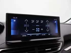 Peugeot 3008 (2021) thumbnail 26