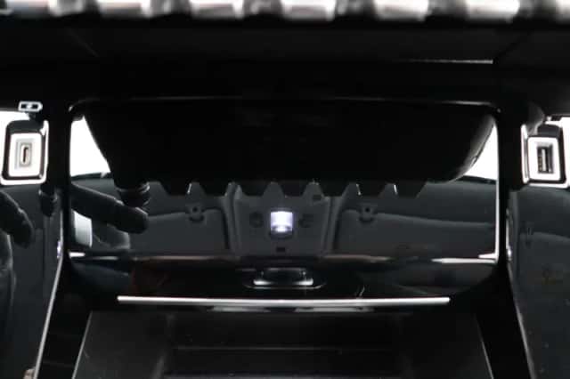 Peugeot 2008 (2022) thumbnail 24