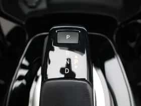 Peugeot 2008 (2022) thumbnail 25