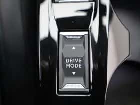 Peugeot 2008 (2022) thumbnail 26
