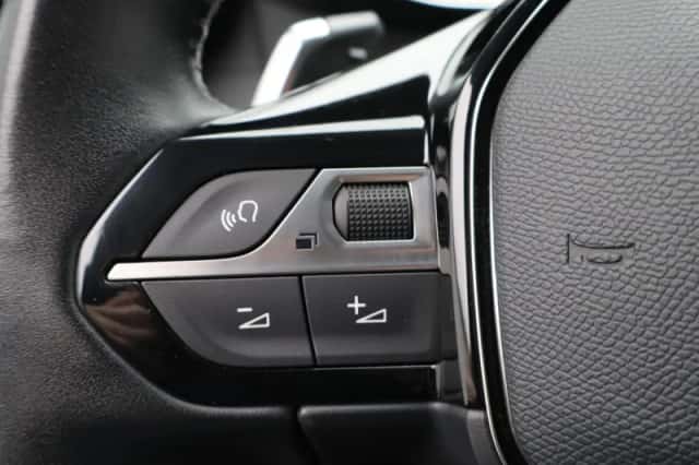 Peugeot 2008 (2022) thumbnail 28