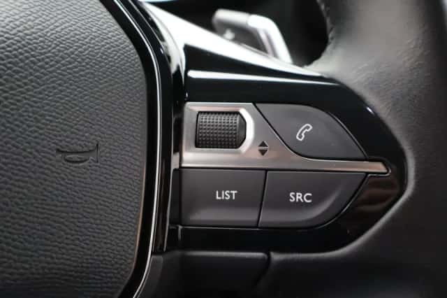 Peugeot 2008 (2022) thumbnail 29