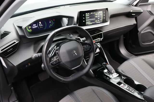 Peugeot 2008 (2022) thumbnail 33