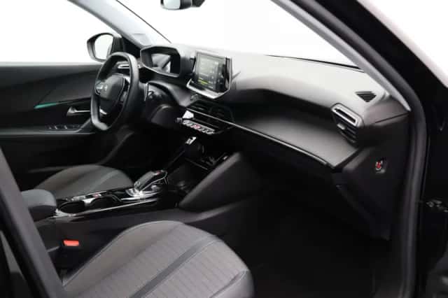 Peugeot 2008 (2022) thumbnail 35