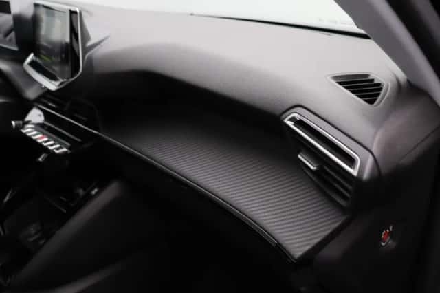Peugeot 2008 (2022) thumbnail 36