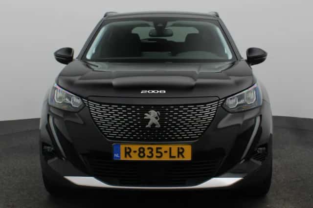 Peugeot 2008 (2022) thumbnail 5