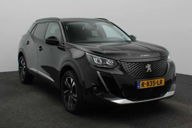 Peugeot 2008 (2022) thumbnail 9