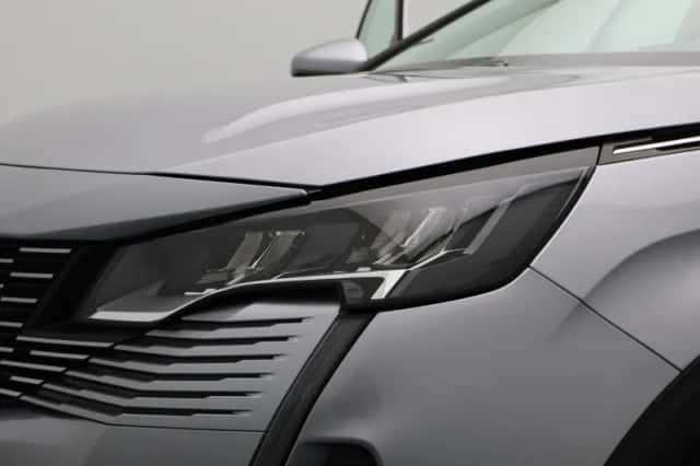 Peugeot 5008 (2021) thumbnail 16