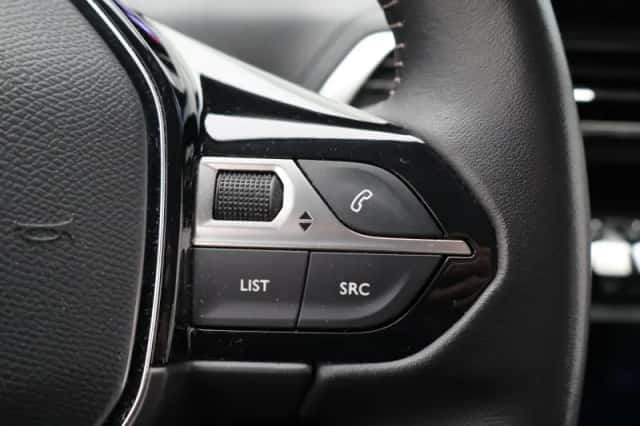 Peugeot 5008 (2021) thumbnail 27