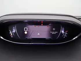 Peugeot 5008 (2021) thumbnail 4