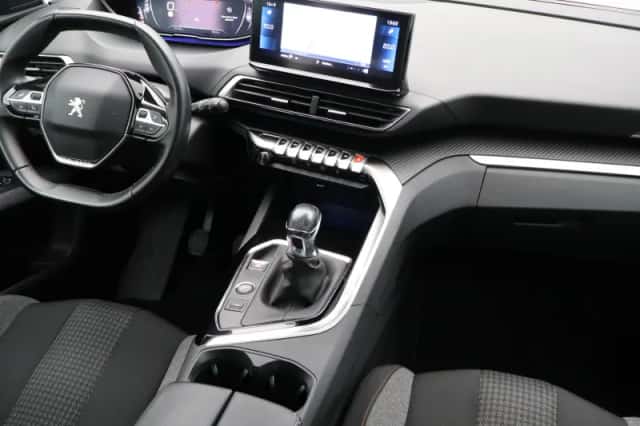 Peugeot 5008 (2021) thumbnail 35