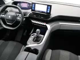 Peugeot 5008 (2021) thumbnail 35