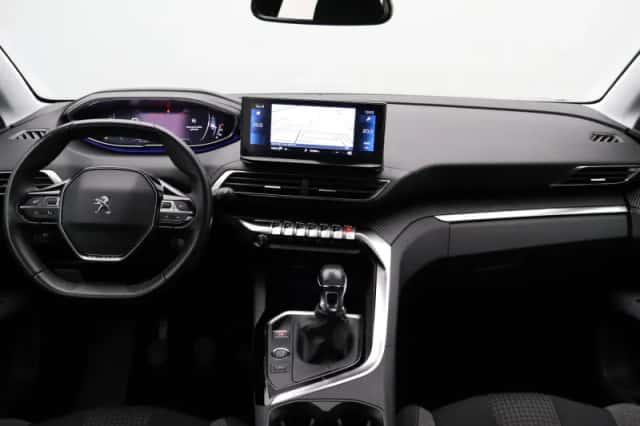 Peugeot 5008 (2021) thumbnail 36