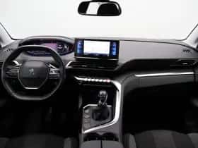 Peugeot 5008 (2021) thumbnail 36