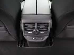 Peugeot 5008 (2021) thumbnail 37
