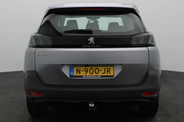 Peugeot 5008 (2021) thumbnail 6