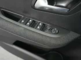 Peugeot 208 (2025) thumbnail 19