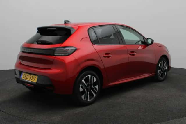 Peugeot 208 (2024) thumbnail 2