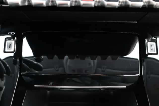 Peugeot 208 (2024) thumbnail 23