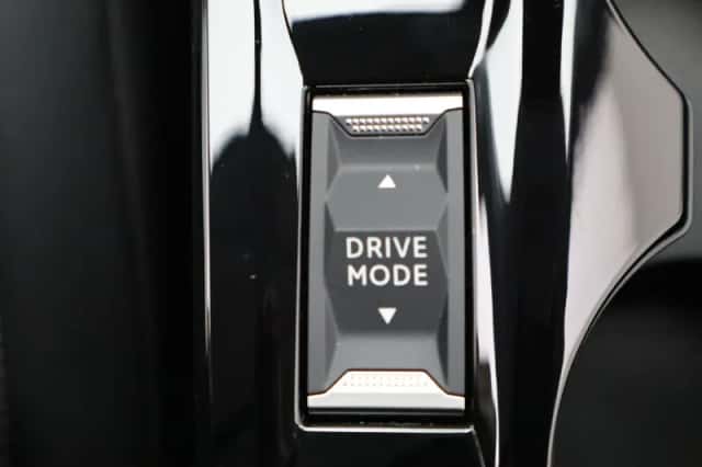 Peugeot 208 (2024) thumbnail 26