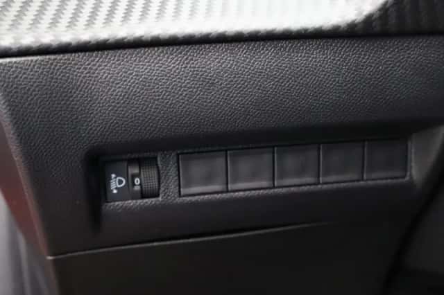 Peugeot 208 (2024) thumbnail 29