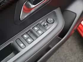 Peugeot 208 (2024) thumbnail 31