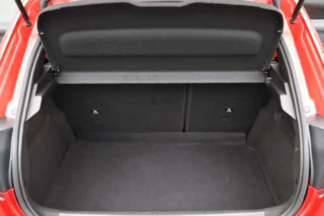 Peugeot 208 (2024) thumbnail 33
