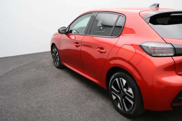 Peugeot 208 (2024) thumbnail 39