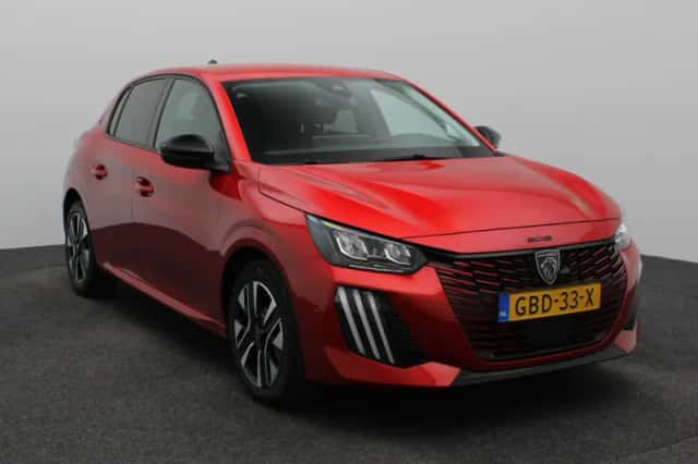 Peugeot 208 (2024) thumbnail 9