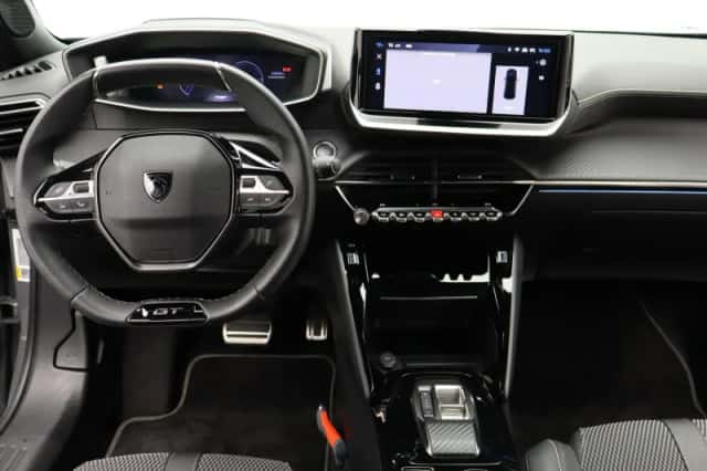 Peugeot e-2008 (2024) thumbnail 1