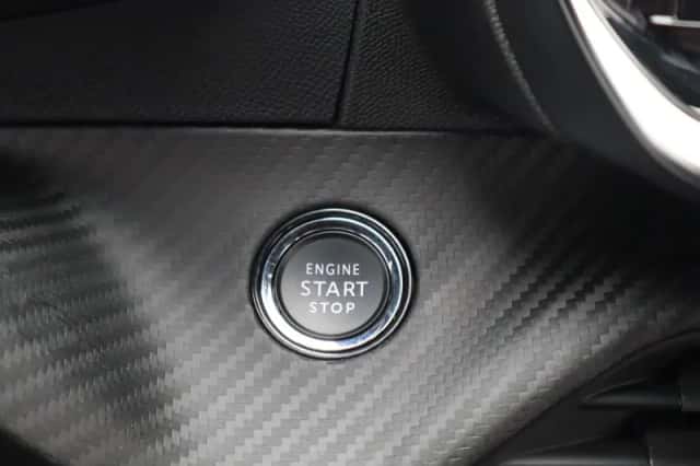 Peugeot e-2008 (2024) thumbnail 17