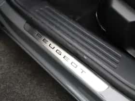 Peugeot e-2008 (2024) thumbnail 25