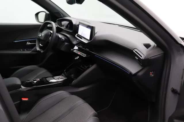Peugeot e-2008 (2024) thumbnail 27
