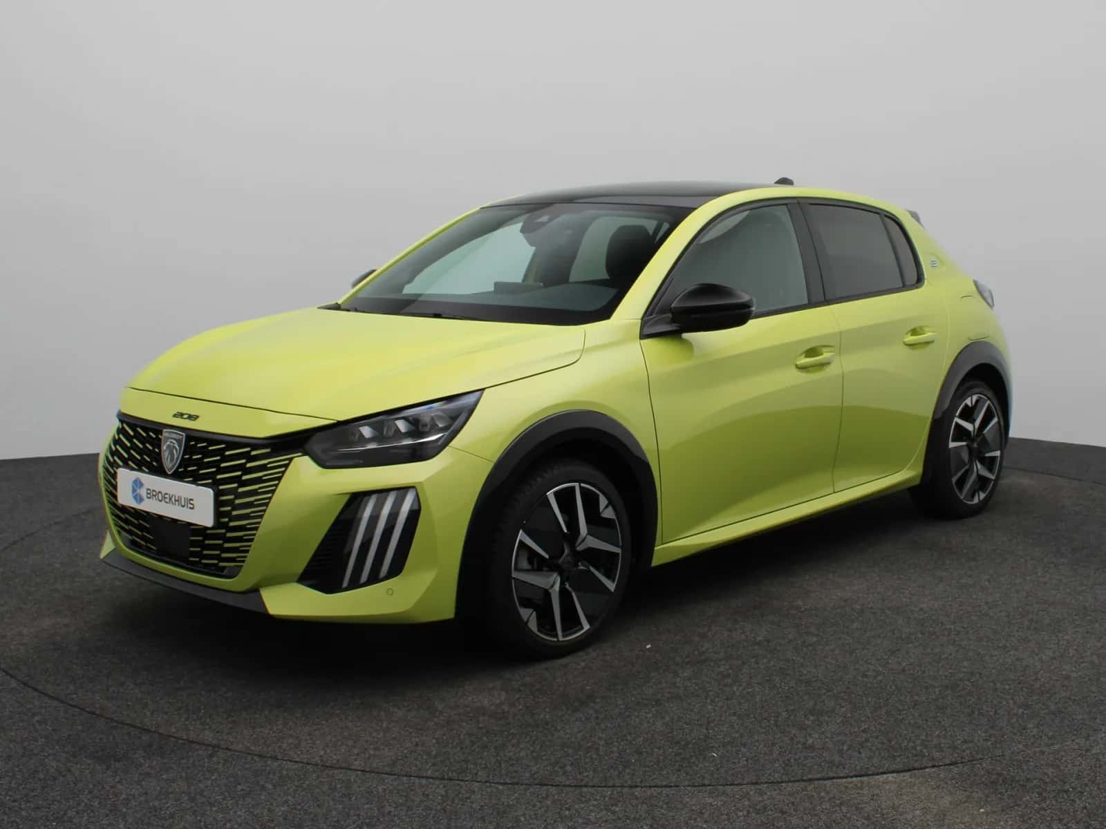 Peugeot e-208 (2024) — foto 1