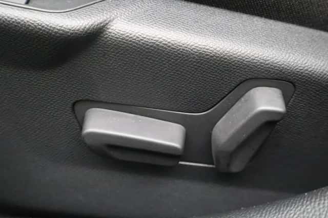 Peugeot e-208 (2024) thumbnail 31