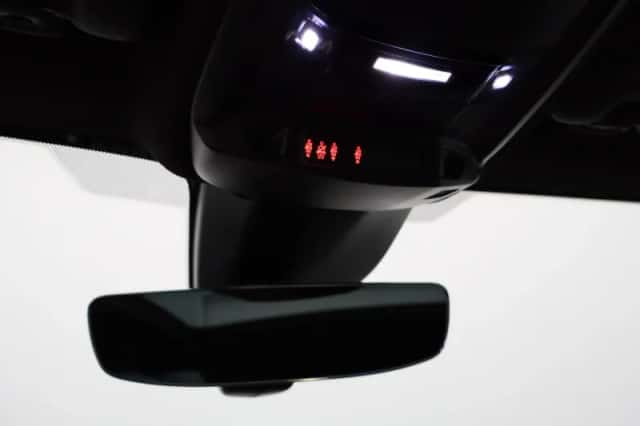 Peugeot e-208 (2024) thumbnail 42