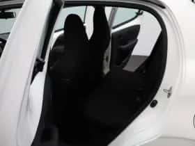 Peugeot 108 (2017) thumbnail 15