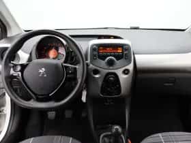 Peugeot 108 (2017) thumbnail 3