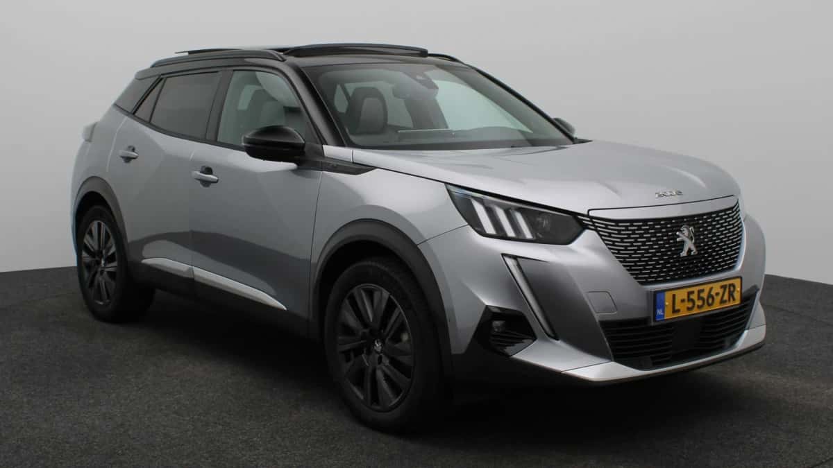 Peugeot e-2008 (2021) — foto 1
