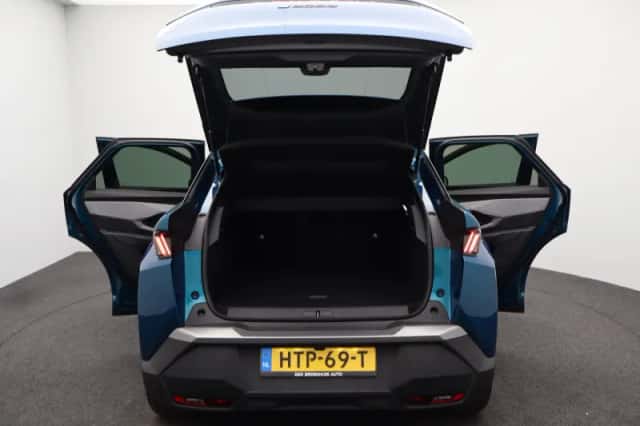 Peugeot e-3008 (2025) thumbnail 17