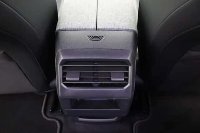 Peugeot e-3008 (2025) thumbnail 37