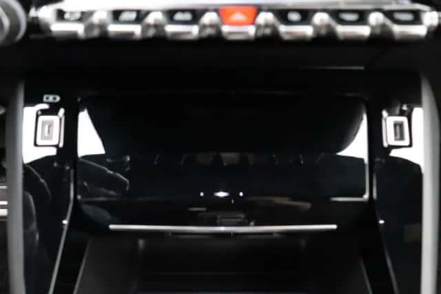 Peugeot e-208 (2022) thumbnail 25