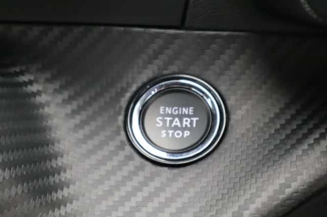 Peugeot e-208 (2022) thumbnail 26