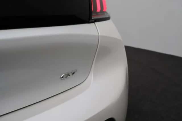 Peugeot e-208 (2022) thumbnail 49