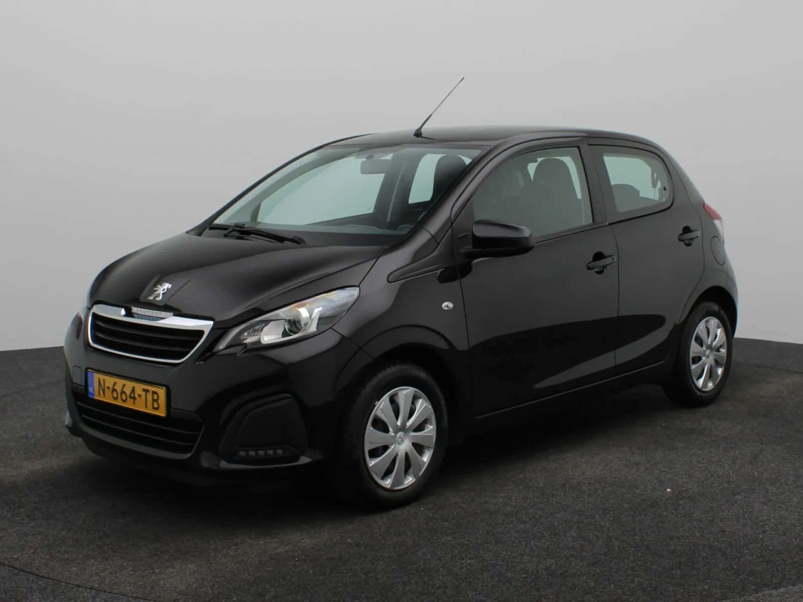 Peugeot 108 (2022) — foto 1
