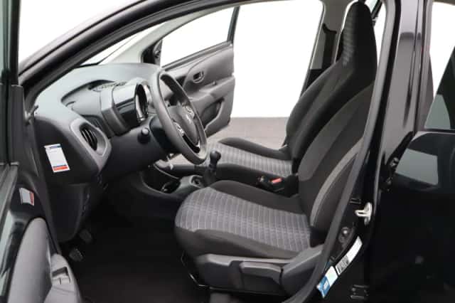 Peugeot 108 (2022) thumbnail 12
