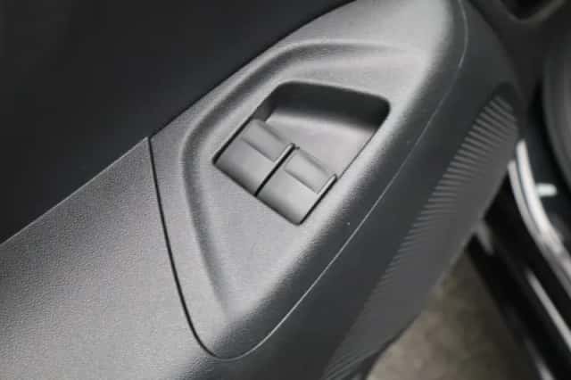 Peugeot 108 (2022) thumbnail 29