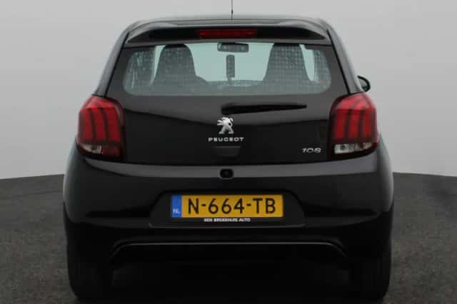 Peugeot 108 (2022) thumbnail 6