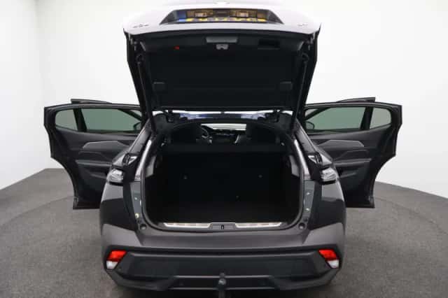 Peugeot 408 (2023) thumbnail 16